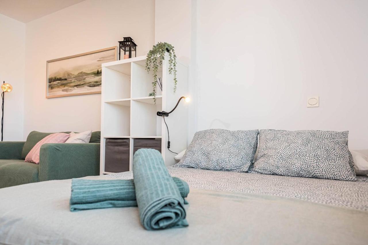 Estudio Con Vistas Y Parking Malaga Luaran gambar
