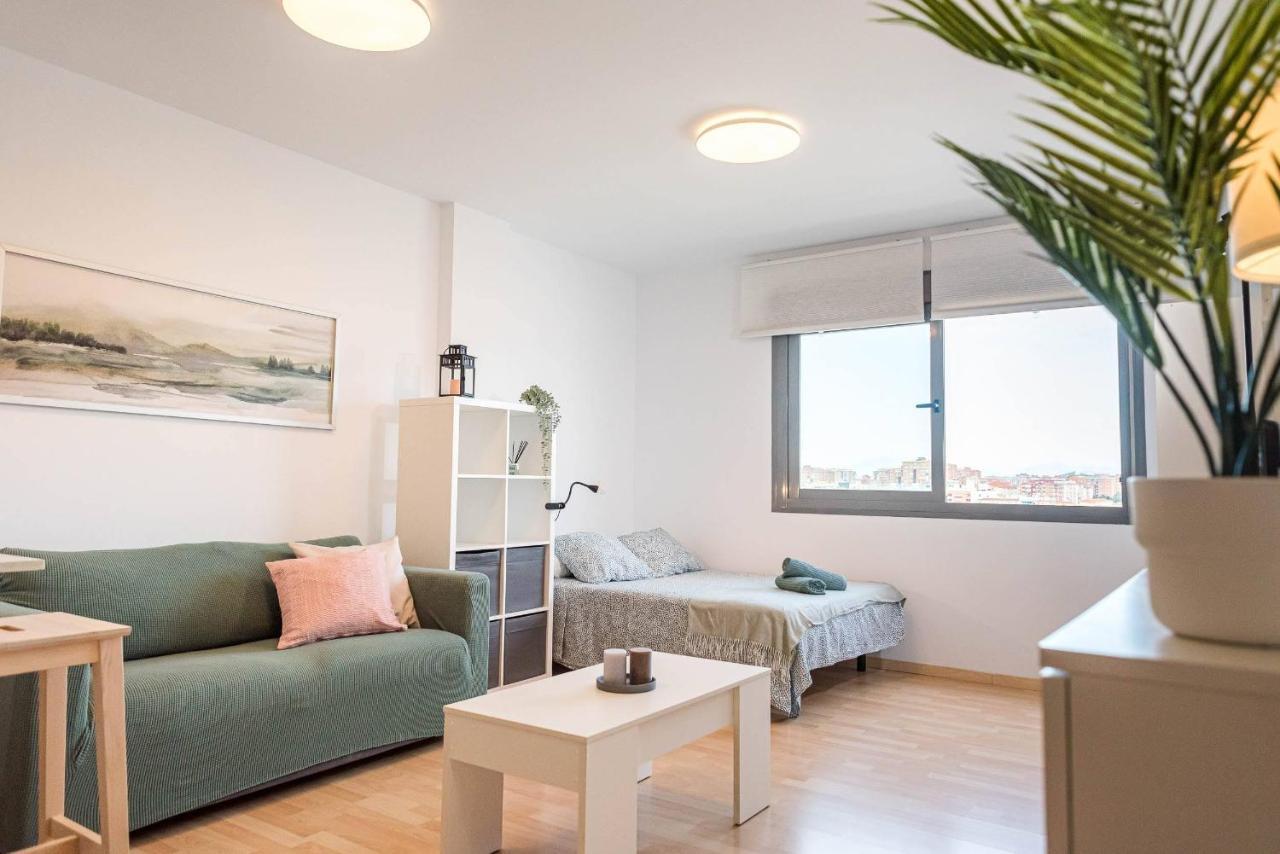 Estudio Con Vistas Y Parking Malaga Luaran gambar
